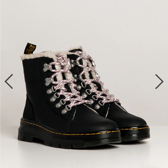 WOMENS DR MARTENS COMBS WYOMING BOOT - Picture 2 of 10